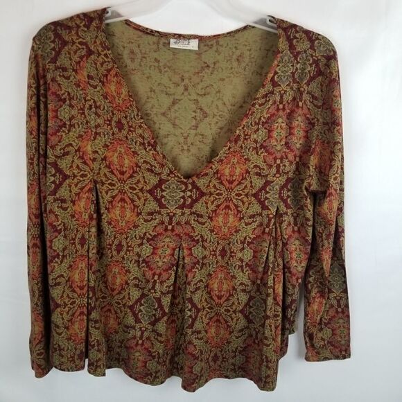 Plum and Thread. Size 1. Cute geometric print top. Reds, Orange, and Tans. - Picture 7 of 14